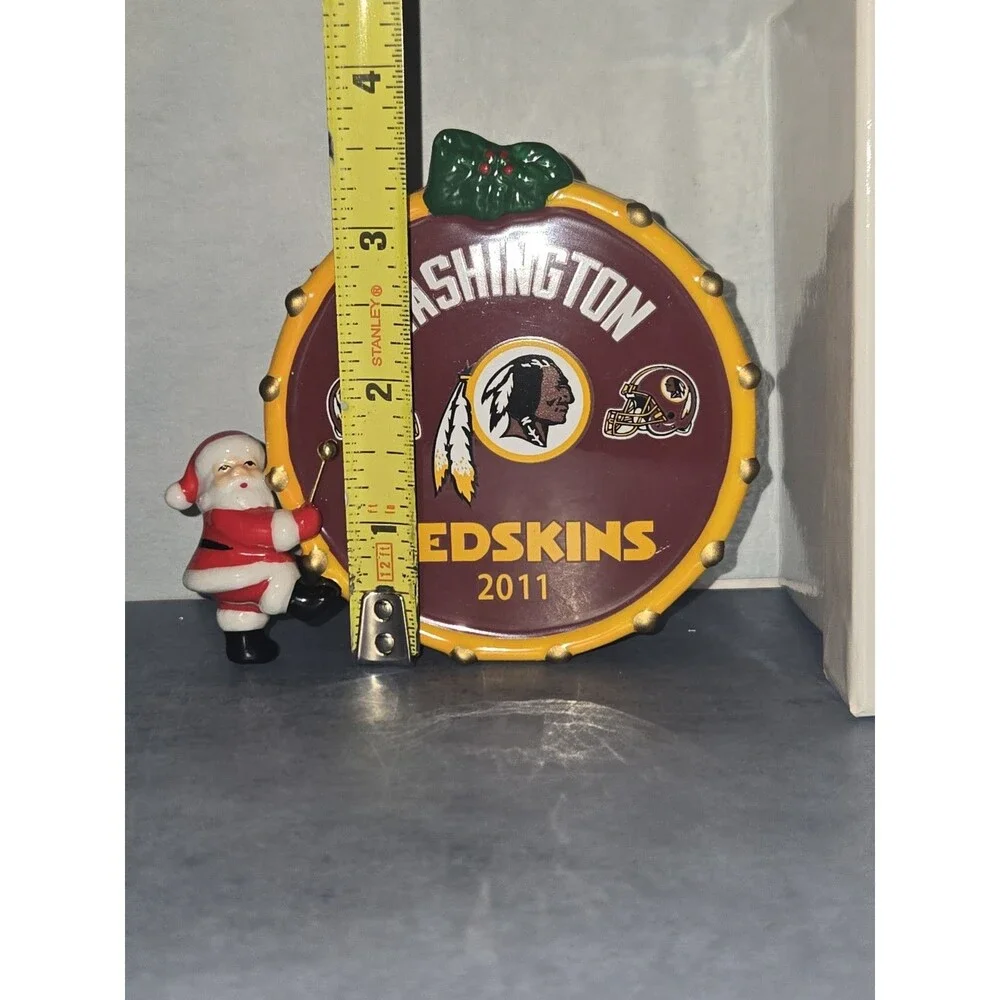 Danbury Mint Washington Redskins 2011 Christmas Drum  (T-1)